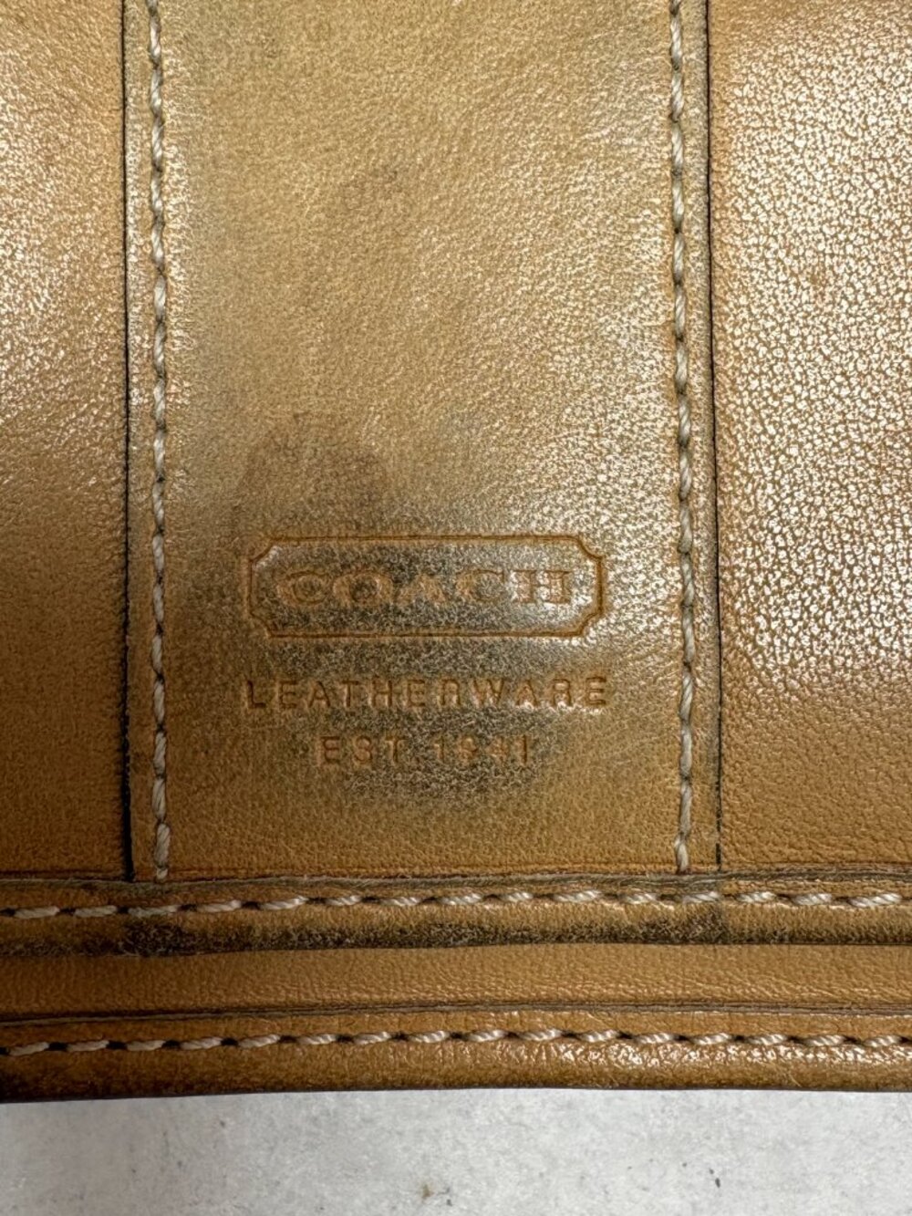 Vintage Coach Tan Leather Keyring Wallet Foldover Preppy Quiet Luxury Heritage - Picture 9 of 11
